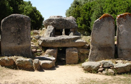 Le Tombe dei Giganti di Su Monte de S'Ape