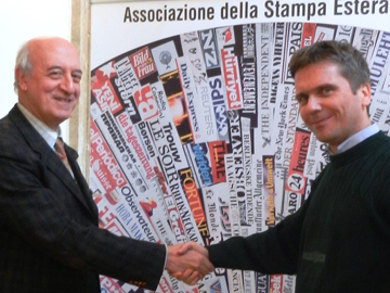 Da sinistra Gianfranco Nitti con il presidente ASEI, Maarten van Aalderen