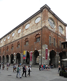 Piazza dei Mercanti, Milano