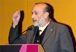 Carlo Petrini